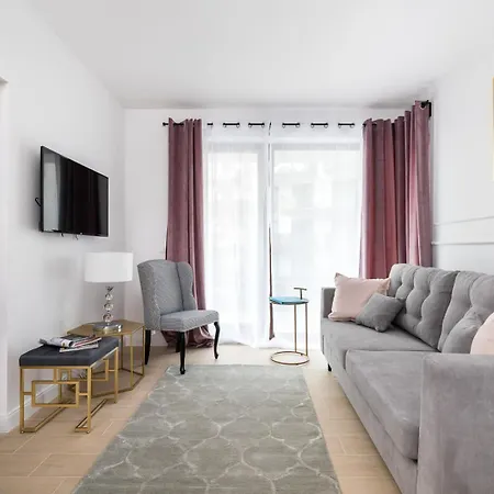 Lägenhet Modern Burakowska By Renters Warszawa